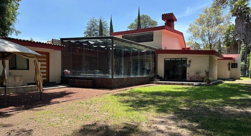 GAVA-02 Residencia con alberca techada en Fraccionamiento Moratilla, Puebla 6