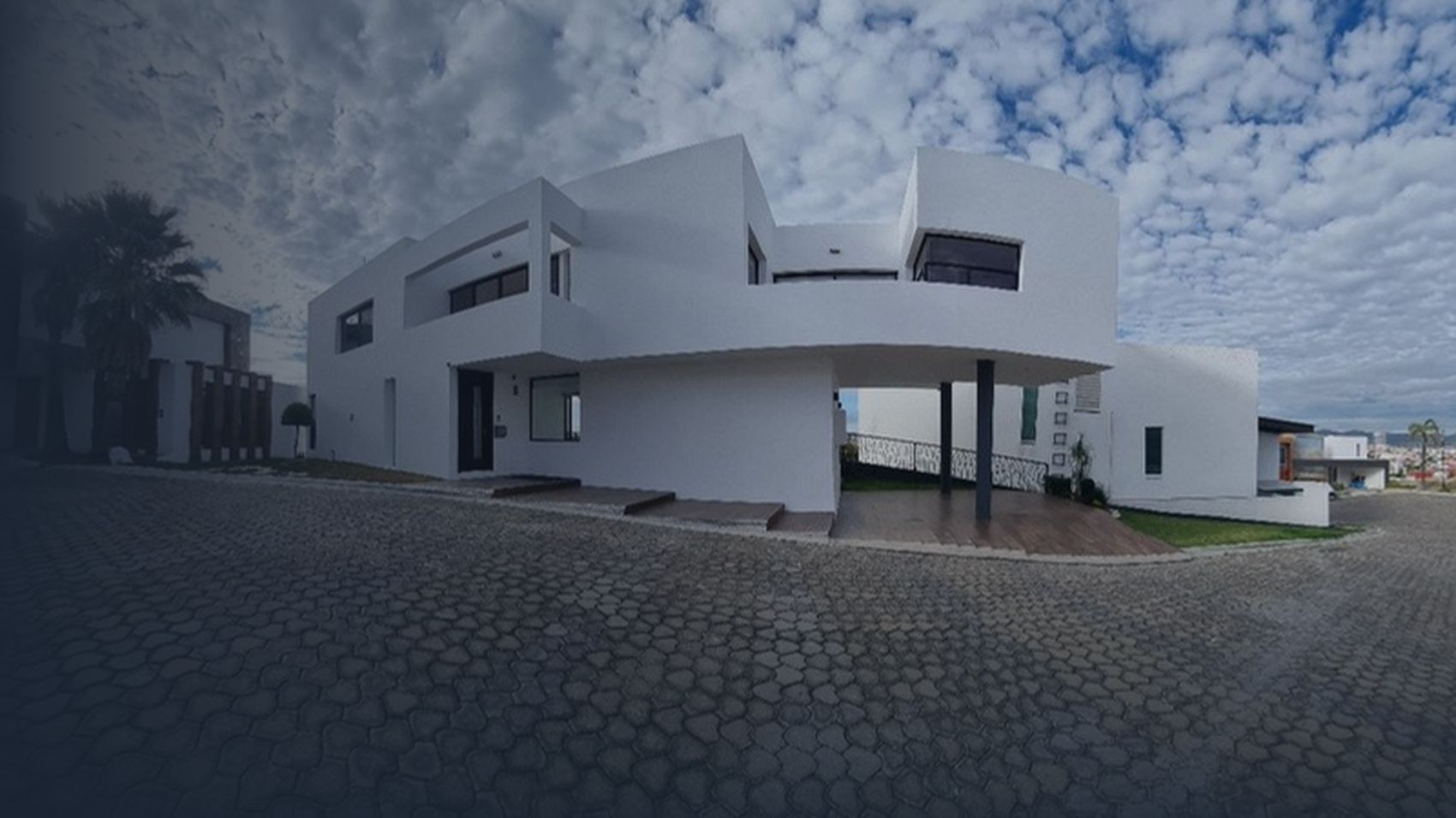 GAVA-06 Casa en cluster privado en Lomas de Angelópolis, Puebla
